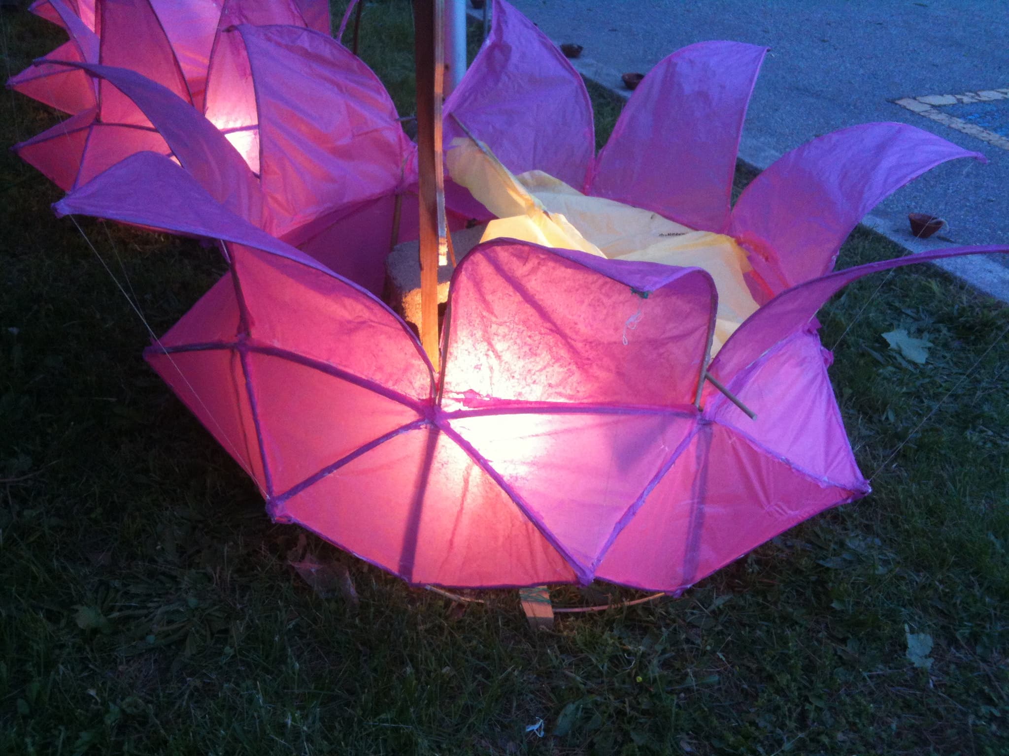 Types of Dansal: From Kanji to Faluda — Vesak festival in Sri Lanka